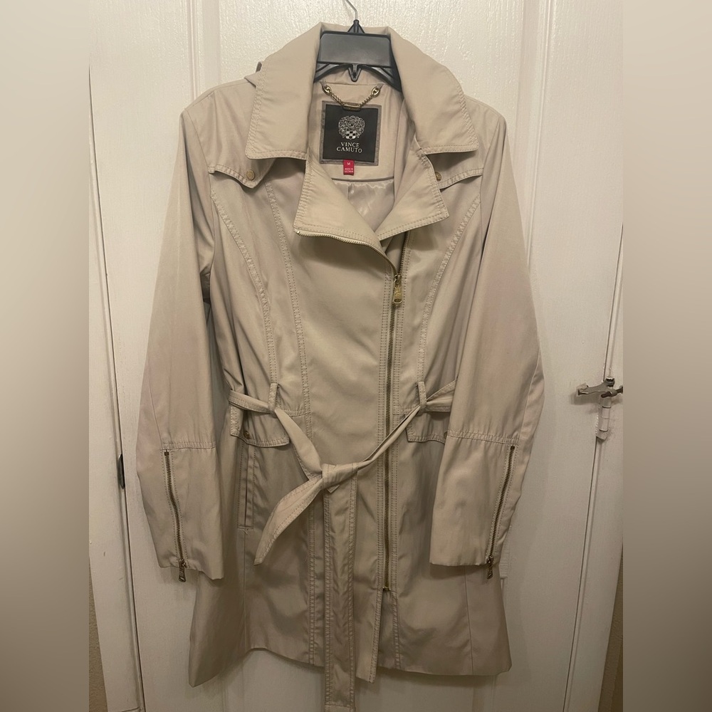 Vince Camuto Light Tan Trench Coat Size M